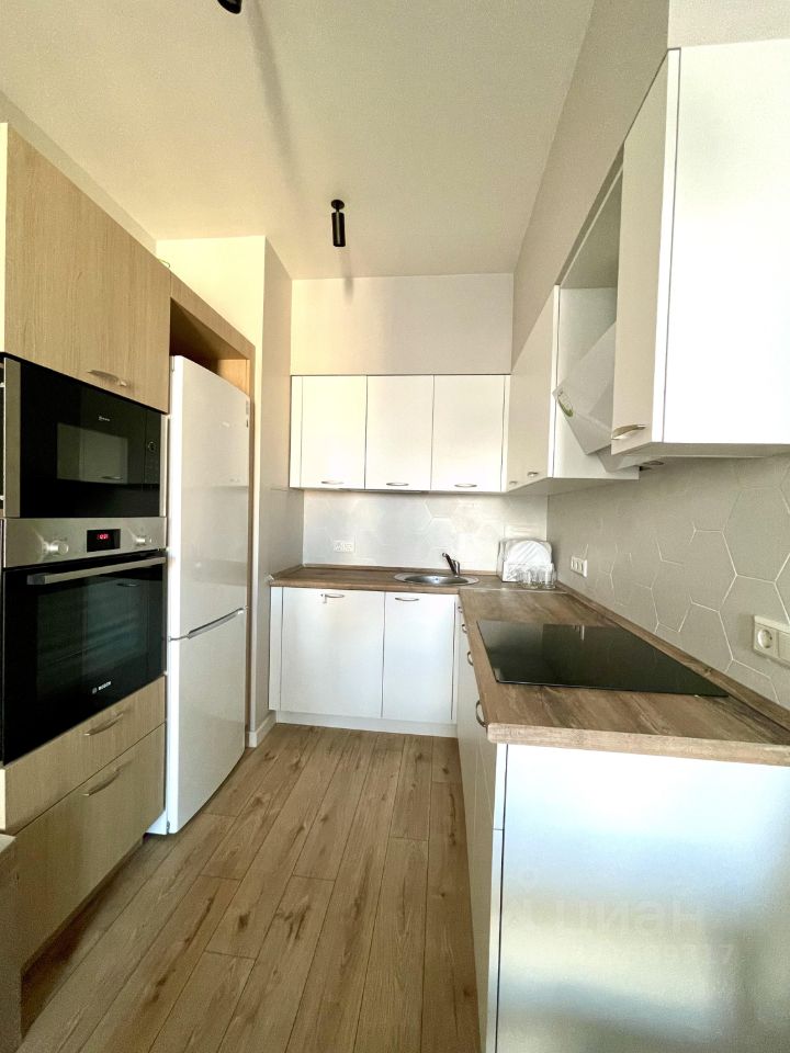 Продажа 2-комн квартиры на вторичном рынке Рублевское шоссе, 101