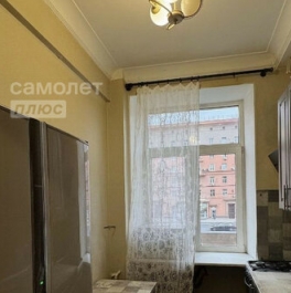 Продажа 2-комн квартиры на вторичном рынке Кутузовский пр-кт,  д. 19