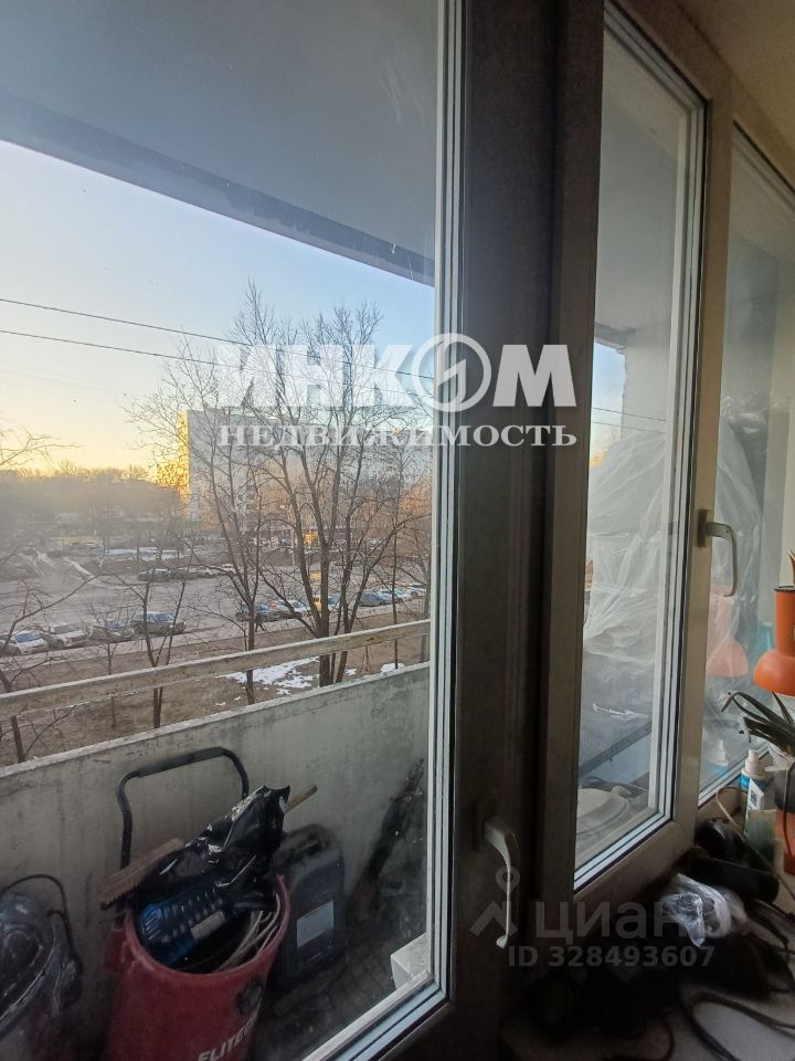 Продажа 1-комн квартиры на вторичном рынке Енисейская улица,  д. 26