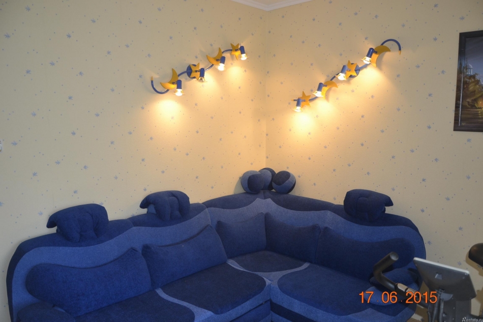 Продажа 2-комн квартиры на вторичном рынке Красное Село г, Лермонтова ул,  д. 11