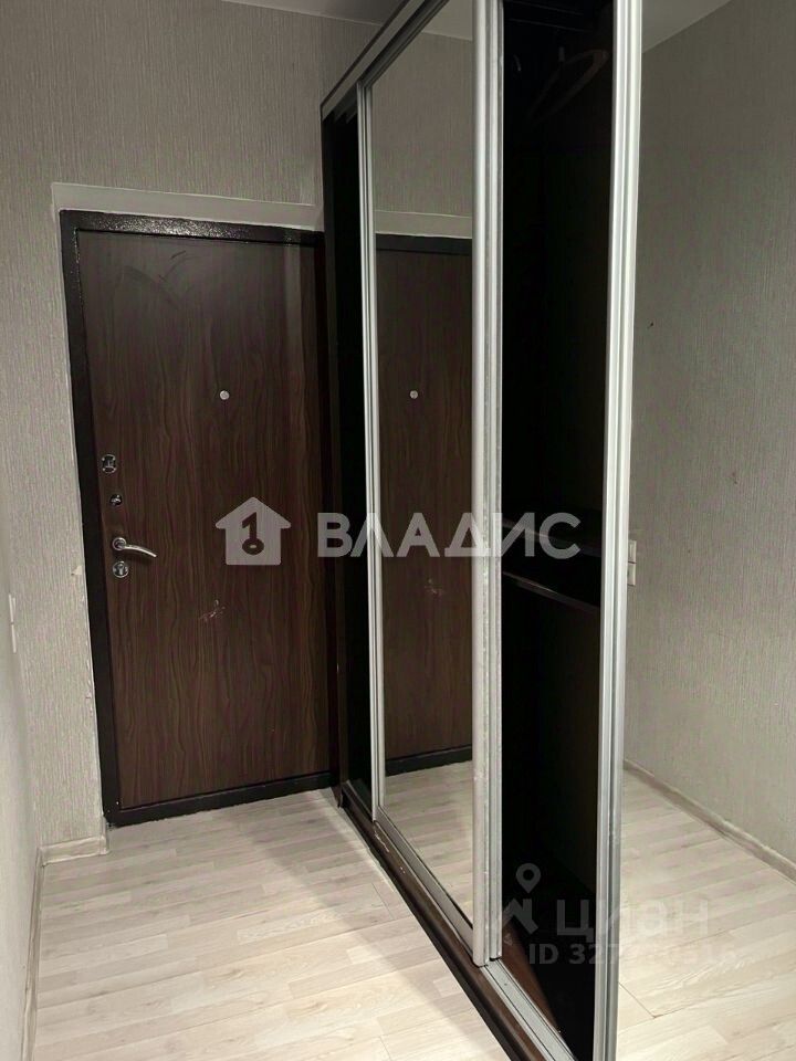Продажа 2-комн квартиры на вторичном рынке Зенино ЖК Самолет мкр, Люберцы, улица Вертолетная, 16к1