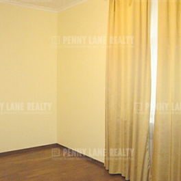 Аренда 4-комн квартиры на вторичном рынке Троицкая ул,  д. 8