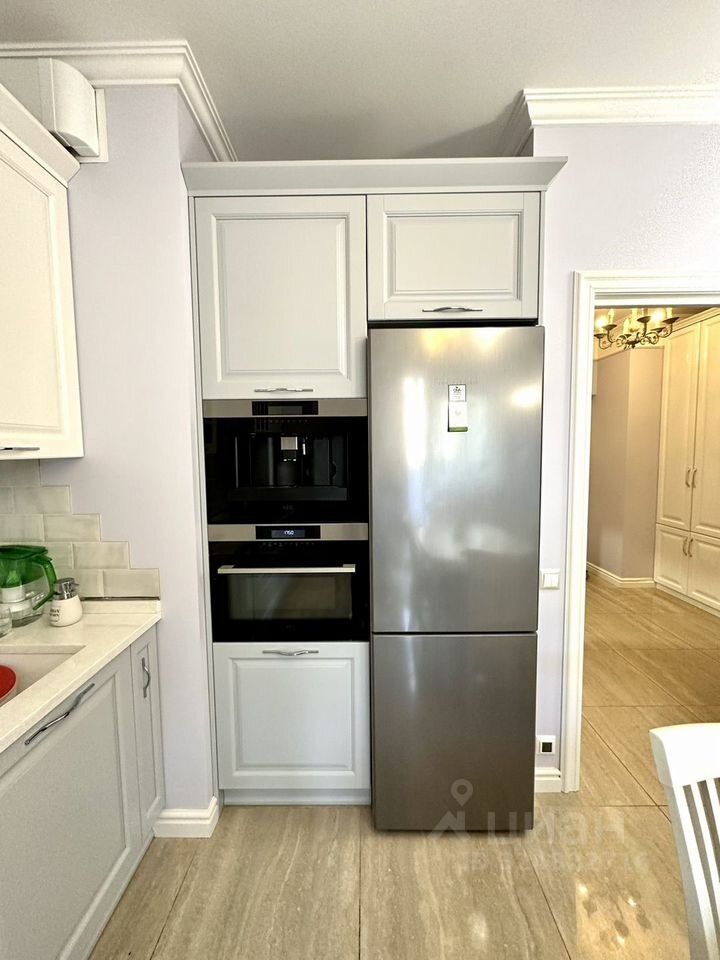 Продажа 2-комн квартиры на вторичном рынке Смоленская улица, 18