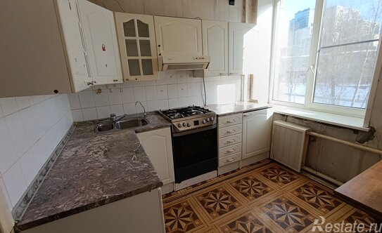 Продажа 3-комн квартиры на вторичном рынке Красногвардейский бульвар