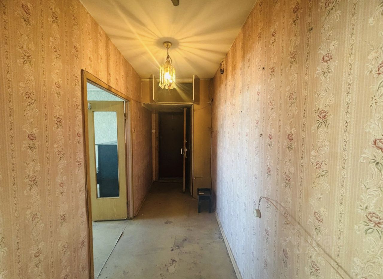 Продажа 2-комн квартиры на вторичном рынке Донецкая улица, 27