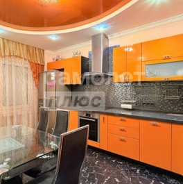 Продажа 4-комн квартиры на вторичном рынке улица Богданова