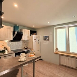 Продажа 2-комн квартиры на вторичном рынке Екатерининский пр-кт,  д. 2