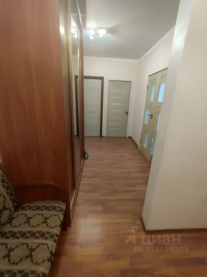 Продажа 3-комн квартиры на вторичном рынке Бартеневская улица, 49К1