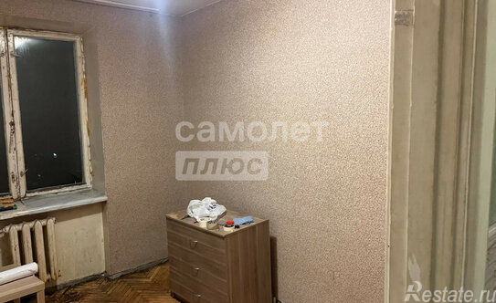 Продажа 3-комн квартиры на вторичном рынке Панферова ул,  д. 8