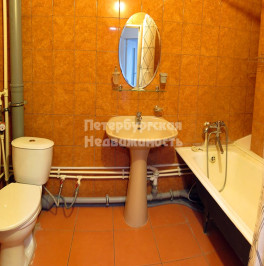 Продажа 1-комн квартиры на вторичном рынке Красное Село г., Спирина ул. ,  д. 15