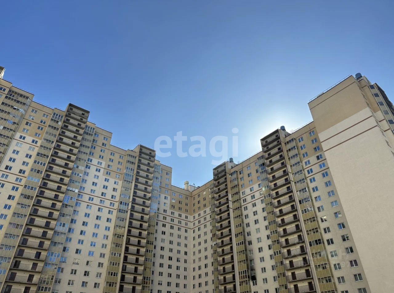 Продажа 3-комн квартиры на вторичном рынке улица Бабушкина, 84к1