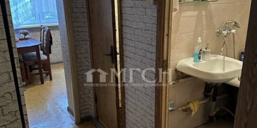 2-комн квартира улица Маршала Голованова,  д. 11