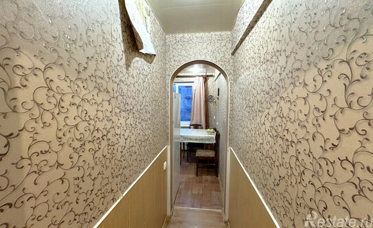 Продажа 2-комн квартиры на вторичном рынке ул Замшина,  д. 9