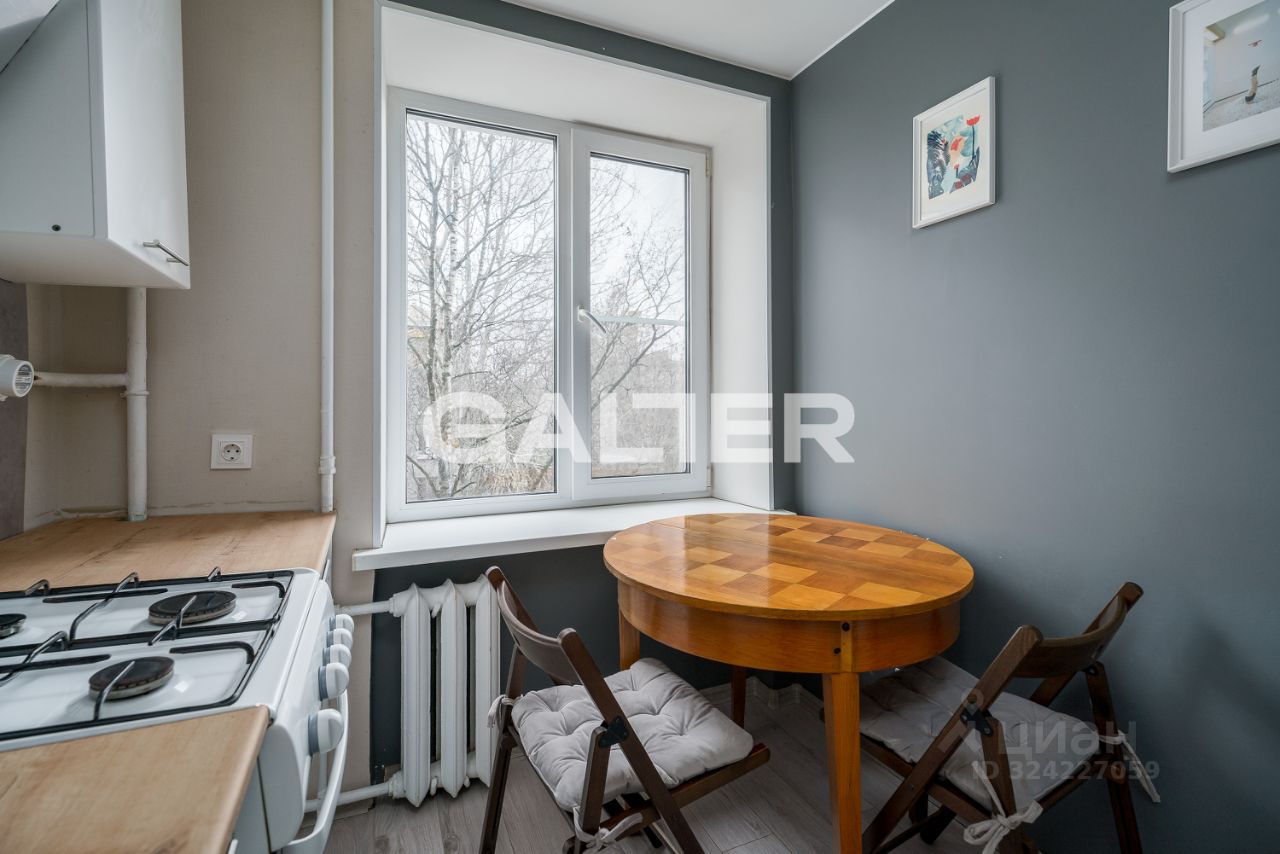 Продажа 1-комн квартиры на вторичном рынке Наличная улица, 35К2