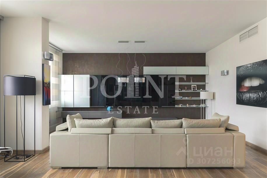 Продажа 3-комн квартиры на вторичном рынке улица Гризодубовой, 4К4