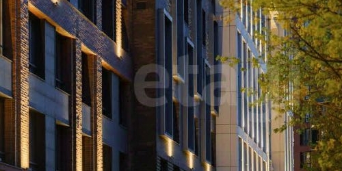 3-комн квартира улица Стахановцев, 1