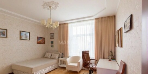 4-комн квартира Бассейная ул,  д. 27