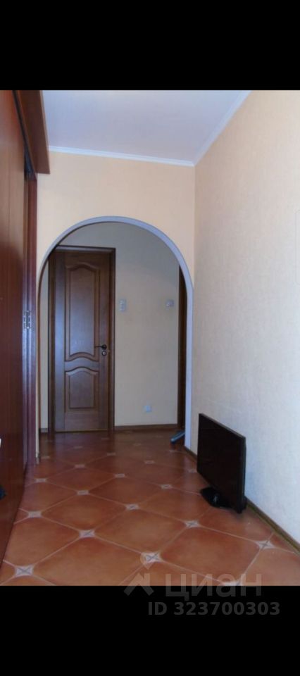 Продажа 2-комн квартиры на вторичном рынке ВНИИССОК пгт, улица Дружбы, 1