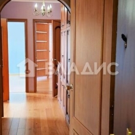 Продажа 3-комн квартиры на вторичном рынке Ангарская улица,  д. 22 к4