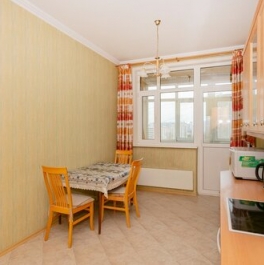 Продажа 3-комн квартиры на вторичном рынке Ельнинская улица,  д. 11 к3