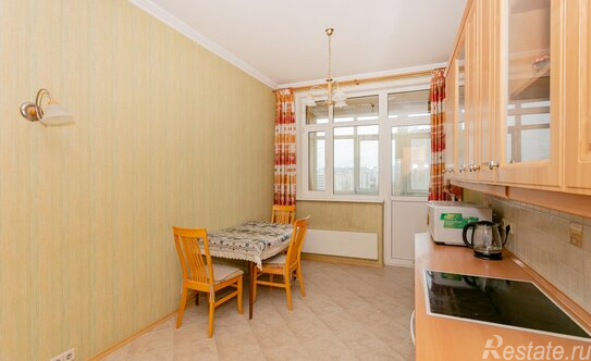 Продажа 3-комн квартиры на вторичном рынке Ельнинская улица,  д. 11 к3