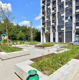 Продажа 3-комн квартиры на вторичном рынке ул Парковая,  д. 33