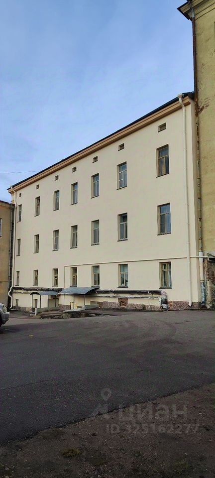 Продажа 2-комн квартиры на вторичном рынке Выборг, Крепостная улица, 1