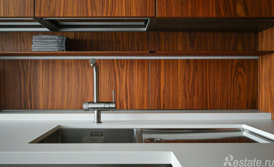 Продажа 3-комн квартиры на вторичном рынке Смольный пр-кт,  д. 11