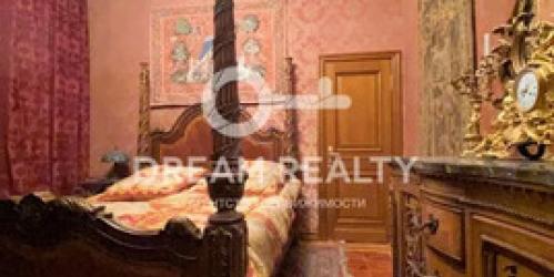 6-комн квартира Романов пер.,  д. 5