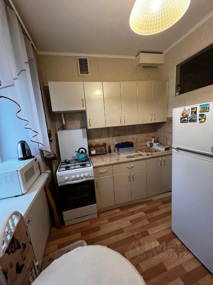 Продажа 1-комн квартиры на вторичном рынке улица Маршала Неделина, 8