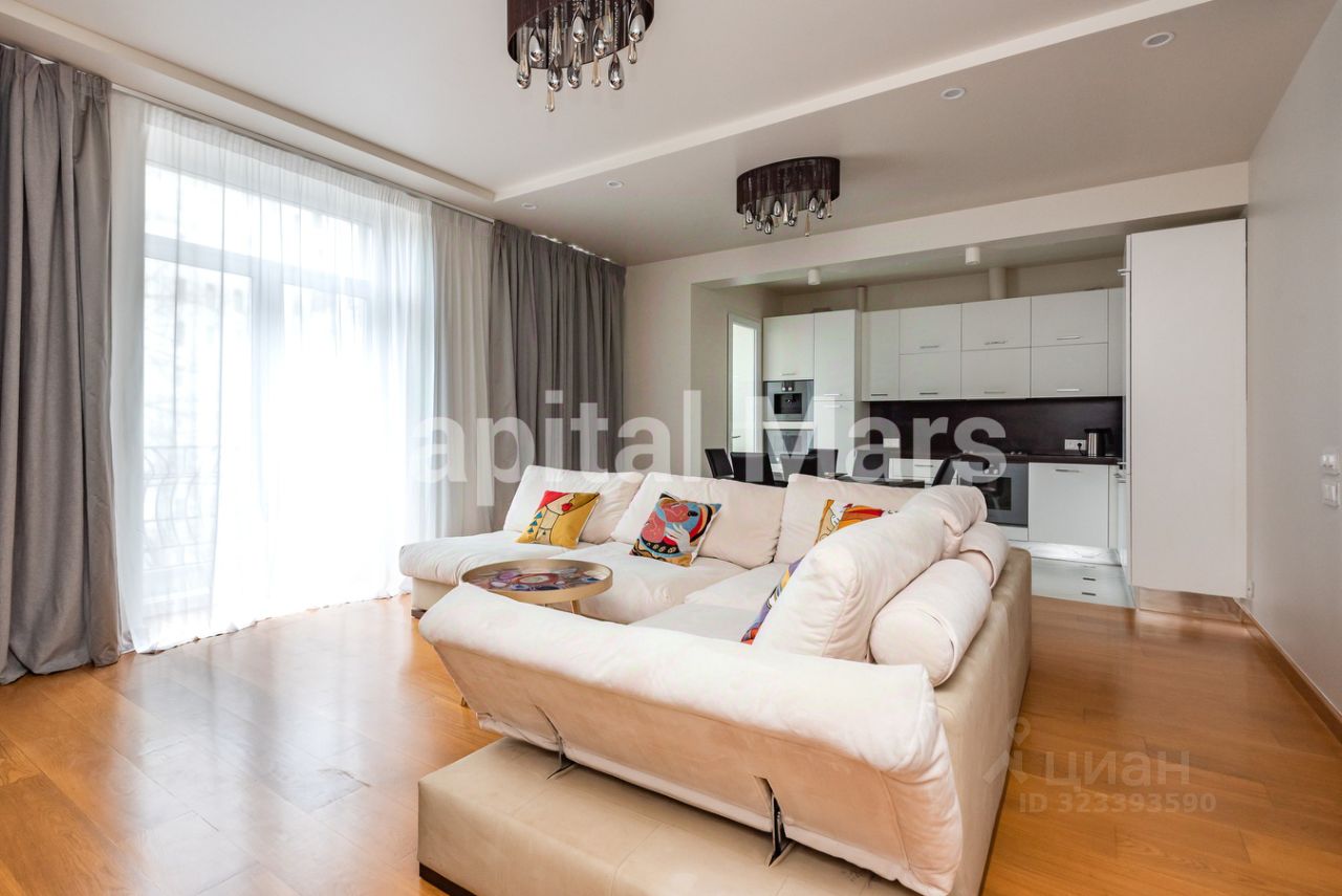 Аренда 3-комн квартиры на вторичном рынке Рочдельская улица, 11/5