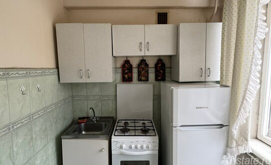 Продажа 2-комн квартиры на вторичном рынке улица Партизана Германа,  д. 10 к4