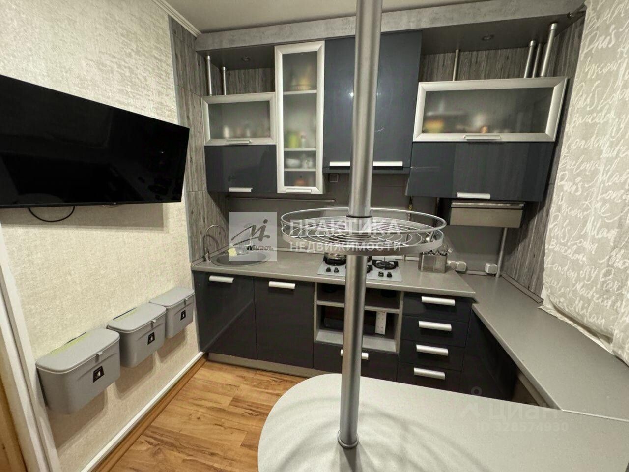 Продажа 3-комн квартиры на вторичном рынке Шипиловская улица, 10