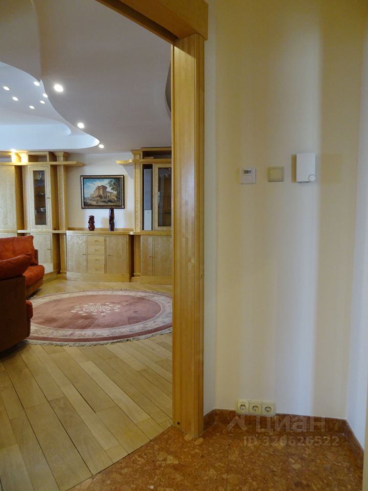 Аренда 3-комн квартиры на вторичном рынке 1-я Миусская улица, 2С1