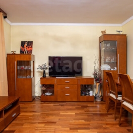Продажа 3-комн квартиры на вторичном рынке ул Типанова,  д. 40