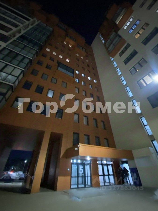 Аренда 3-комн квартиры на вторичном рынке Отрадное пгт, улица Пятницкая, 14