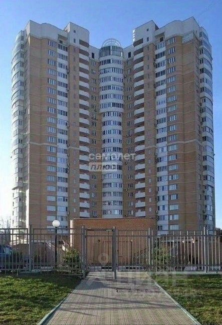 Продажа 5-комн квартиры на вторичном рынке Ленинский проспект, 139