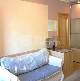 Продажа 3-комн квартиры на вторичном рынке Добровольцев ул,  д. 38