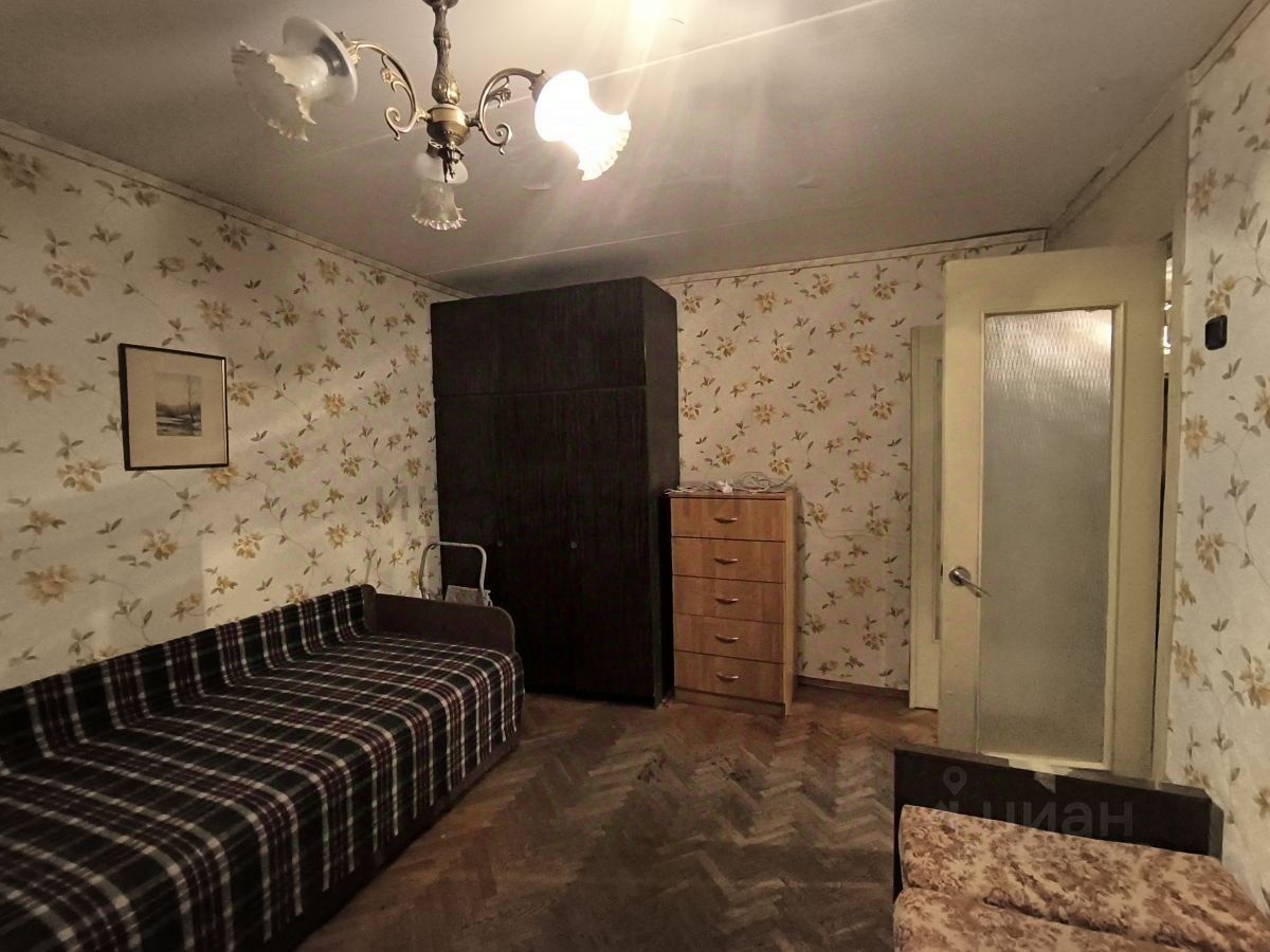 Продажа 2-комн квартиры на вторичном рынке улица Яблочкова, 23К2