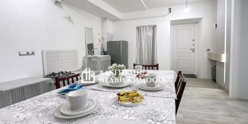 2-комн квартира Фурштатская ул,  д. 10