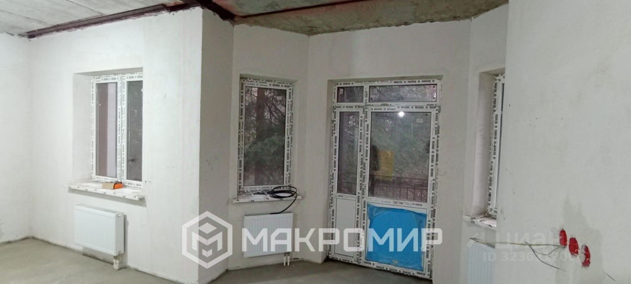 Продажа 2-комн квартиры на вторичном рынке д. Черное, улица Журавлиная, 70