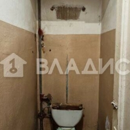 Продажа 2-комн квартиры на вторичном рынке Рощинский 4-й проезд,  д. 16