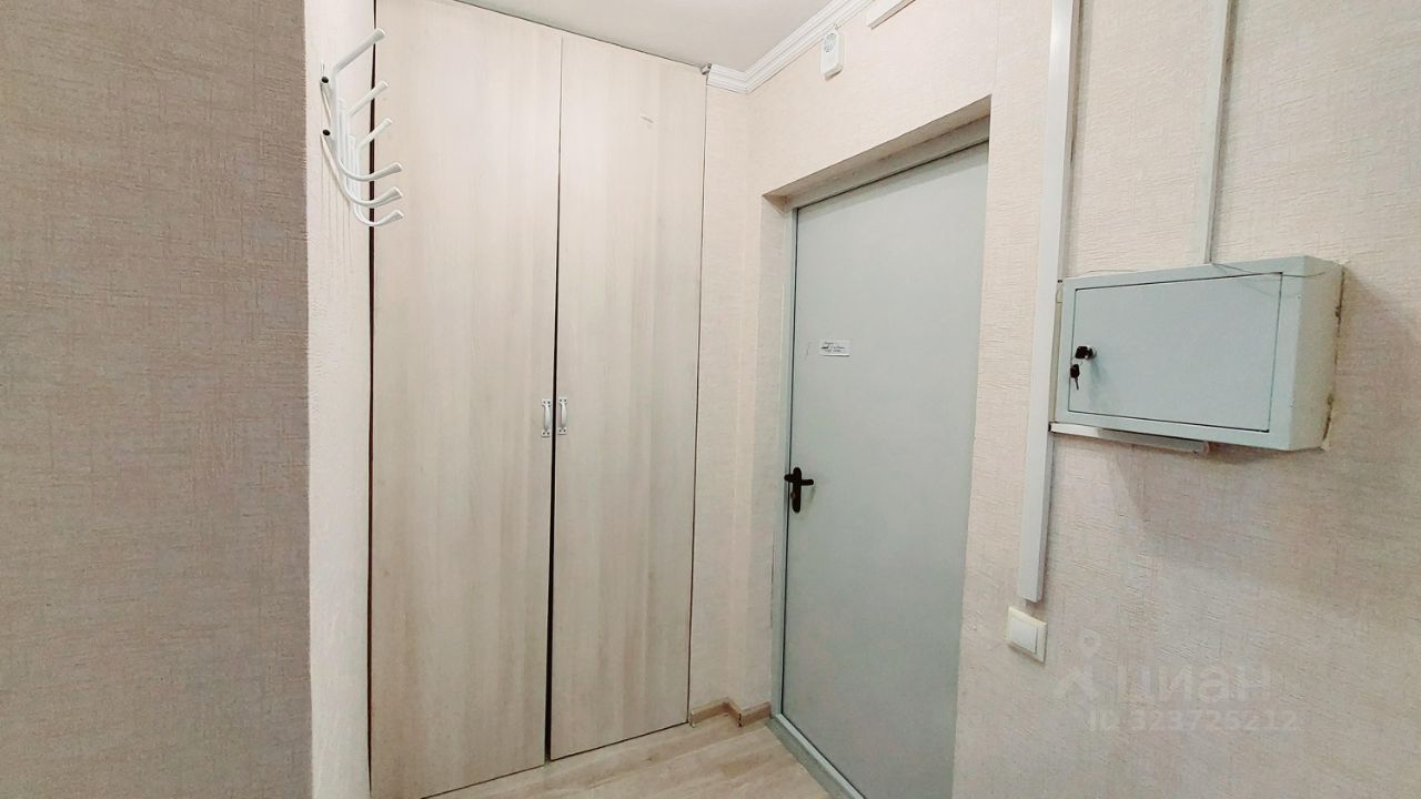 Аренда 1-комн квартиры на вторичном рынке Кленовый бульвар, 4