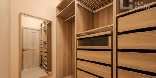 4-комн квартира Николопесковский М. пер,  д. 4