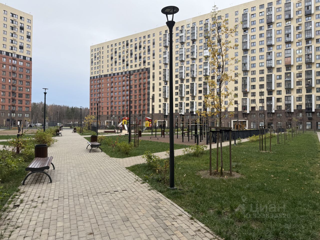 Аренда 1-комн квартиры на вторичном рынке Мирный пгт, улица Академика Северина, 13