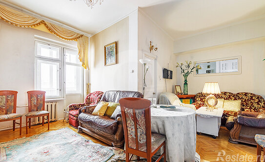 Продажа 1-комн квартиры на вторичном рынке Причальный проезд,  д. 10