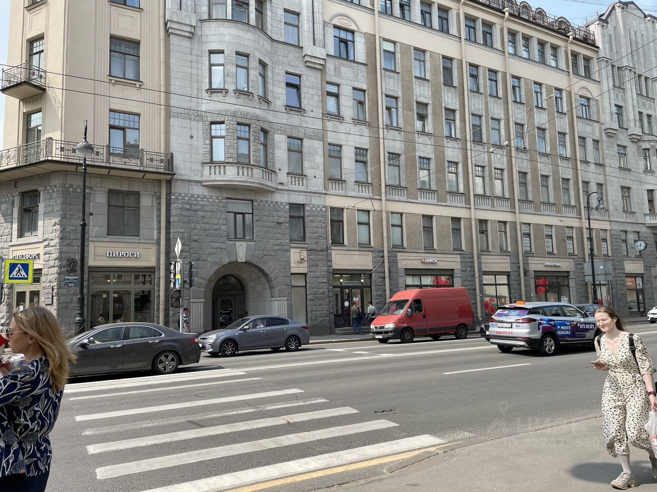 Продажа 6-комн квартиры на вторичном рынке Каменноостровский проспект, 54/31