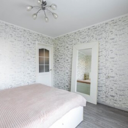 Продажа 3-комн квартиры на вторичном рынке Меншиковский проспект,  д. 1