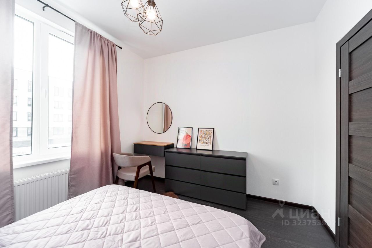 Аренда 2-комн квартиры на вторичном рынке улица Ивана Куликова, 12