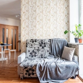 Продажа 3-комн квартиры на вторичном рынке Кондратьевский пр-кт,  д. 70,  к. 1